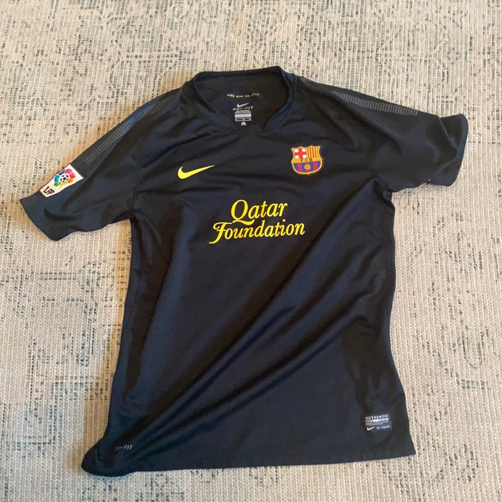 MESSI jersey. Good condition. Kids XL